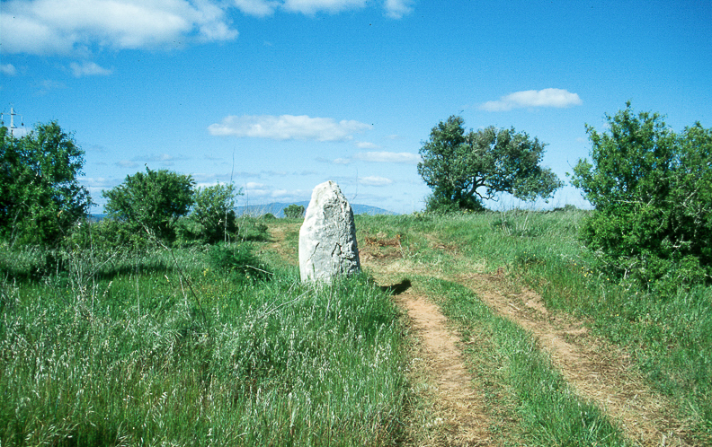 9 ProspecciÃ³n Costa, Portugal (Menhir) 2001